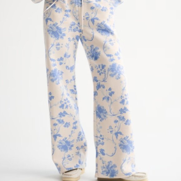 Abercrombie & Fitch Pants - ABERCROMBIE & FITCH Women's High Rise Sunday Wide Leg Sweatpants NWT Size XS